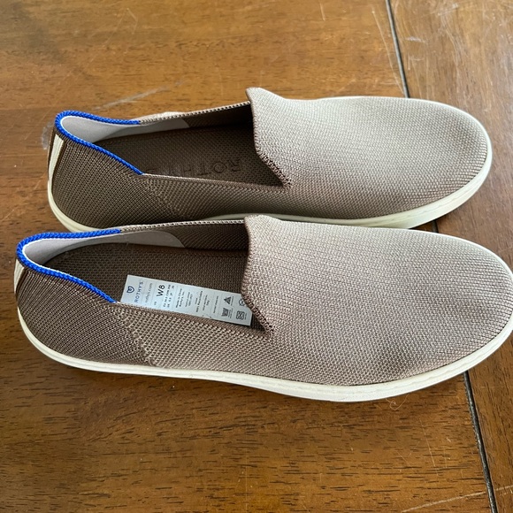 Rothy’s Original Slip On in Latte, size 8 - Picture 2 of 8